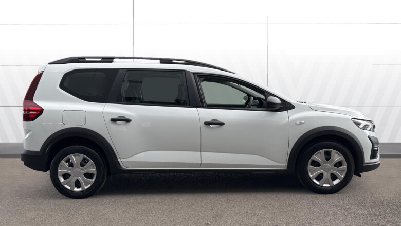 Dacia Jogger 1.0 TCe Essential 5dr Petrol Estate